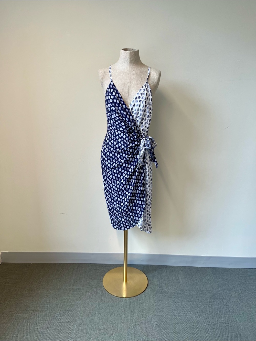 Ava & Aiden Navy and White Sleeveless Wrap Dress